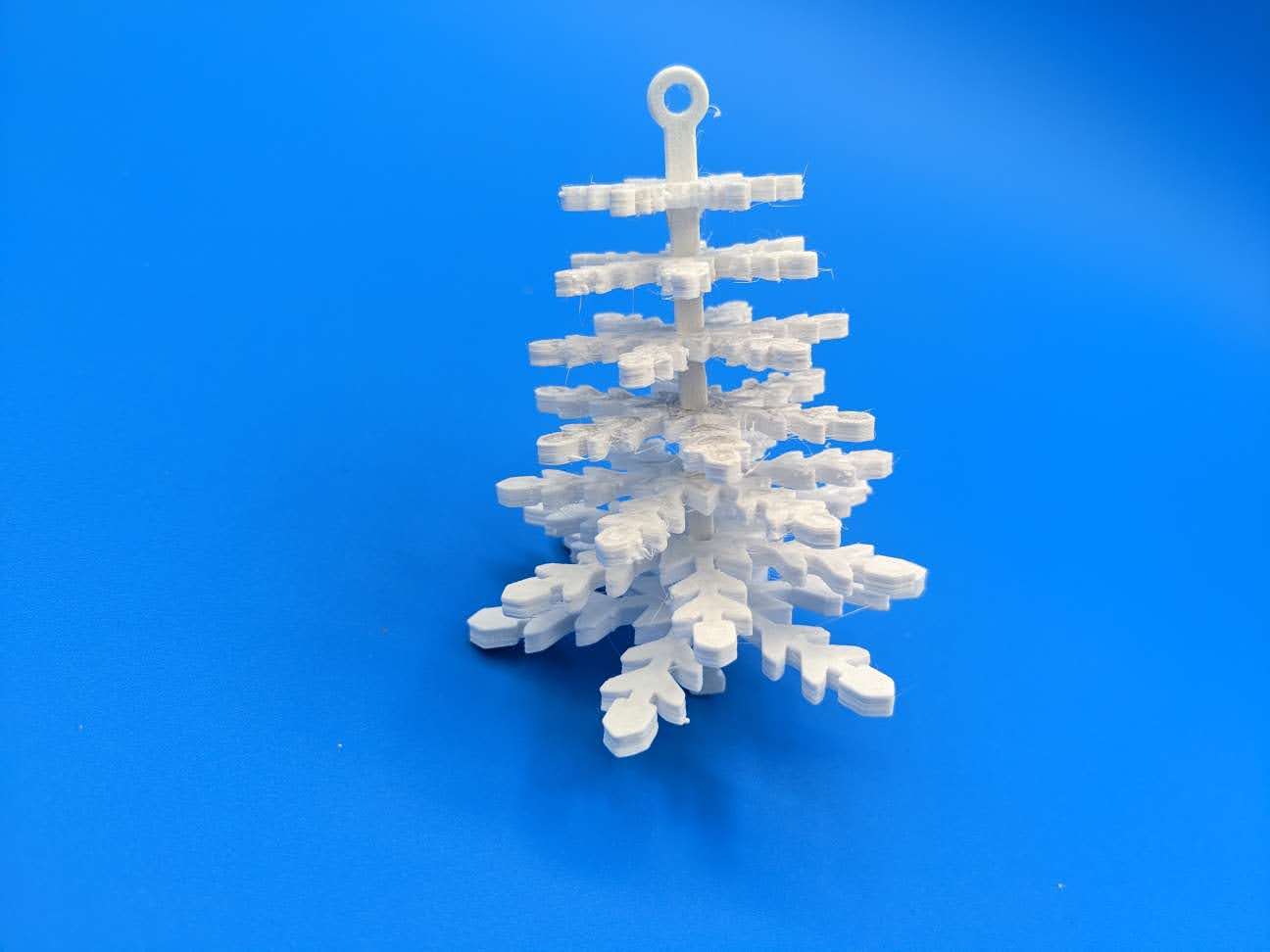 READY STOCK] 700 Pcs Christmas Tree Decorations Crafts Snowflake Confetti  for Tables Snowflakes Trees Funny Creative